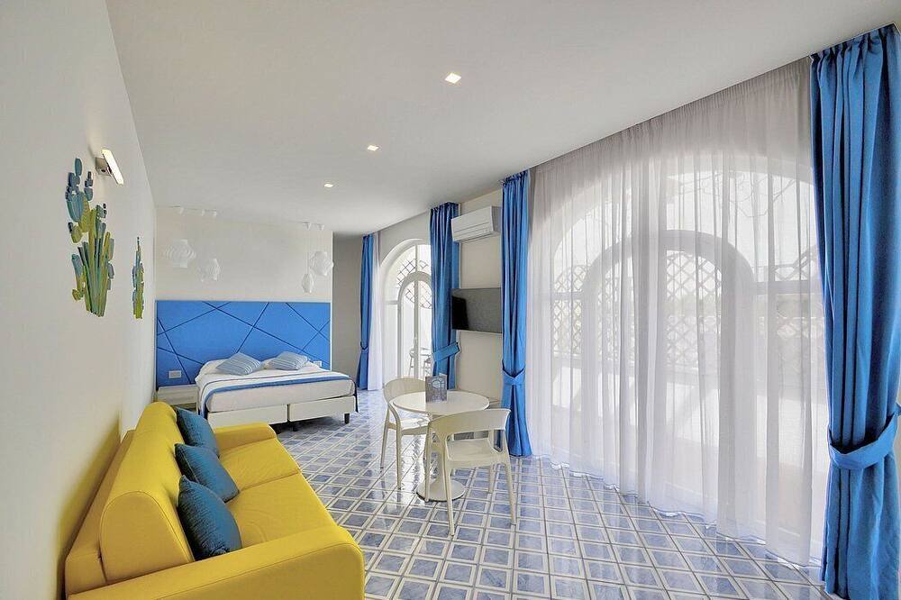 Photo of Bedroom in Pontone