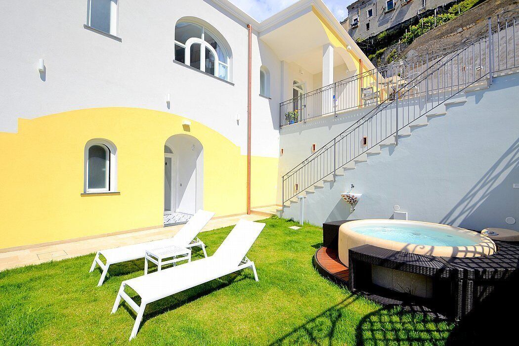 Photo of Outdoor in Pontone
