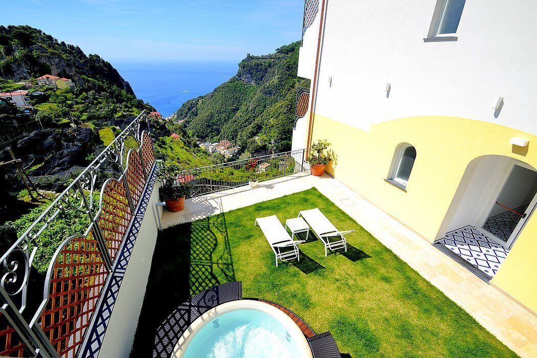 Photo of Outdoor in Pontone