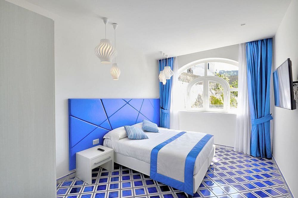 Photo of Bedroom in Pontone