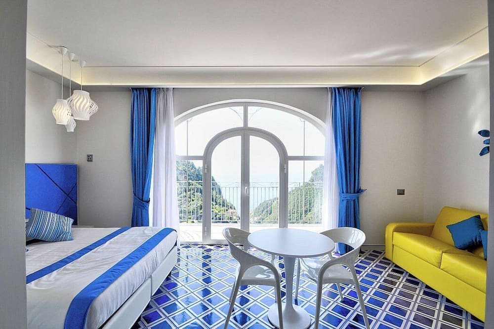 Photo of Bedroom in Pontone