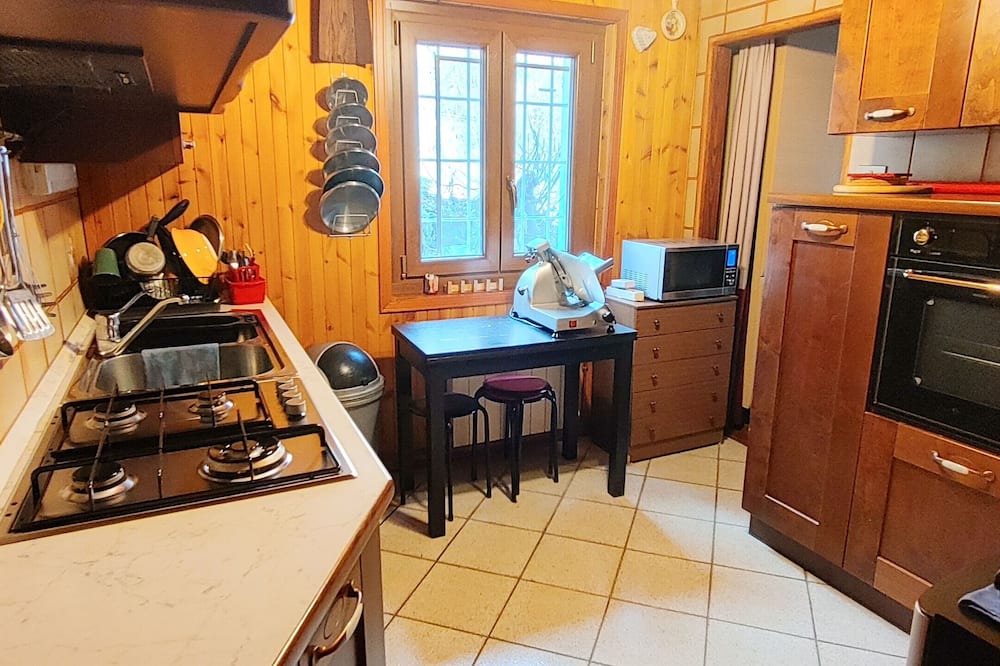 Photo of Kitchen in Staffa