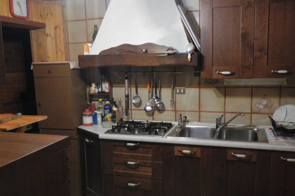 Photo of Kitchen in Staffa