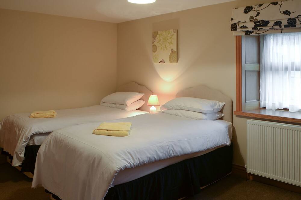 Photo of Bedroom in Lockerbie