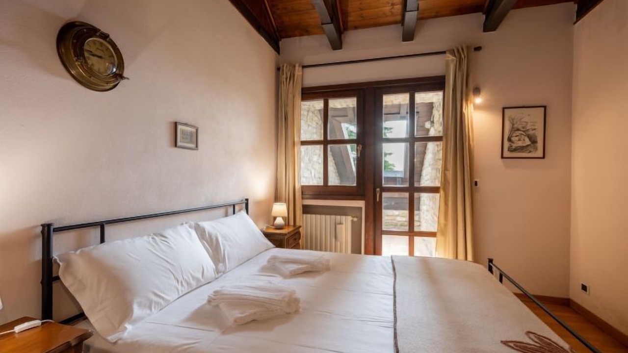 Photo of Bedroom in Santo Stefano Belbo
