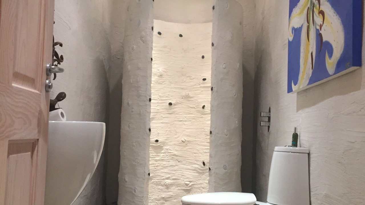 Photo of Bathroom in Aghalee
