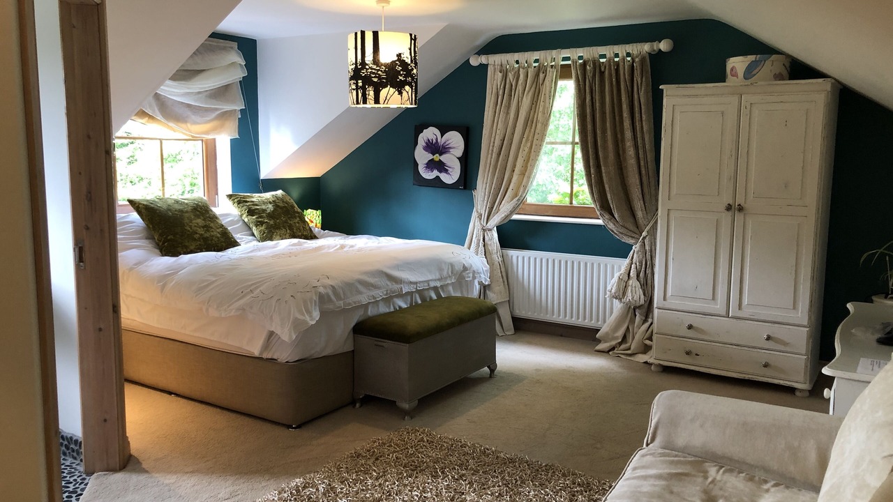 Photo of Bedroom in Aghalee