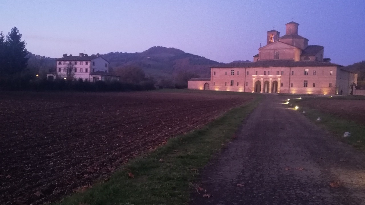 Photo of Outdoor in Urbania