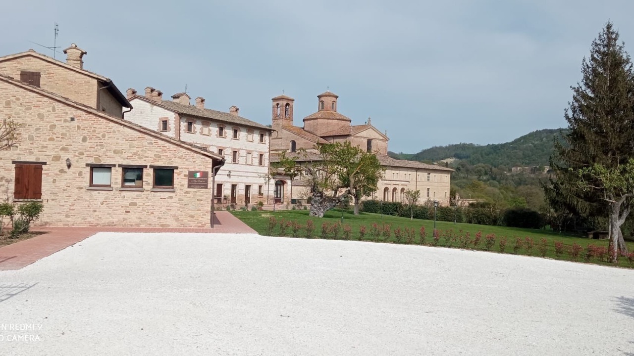 Photo of Outdoor in Urbania