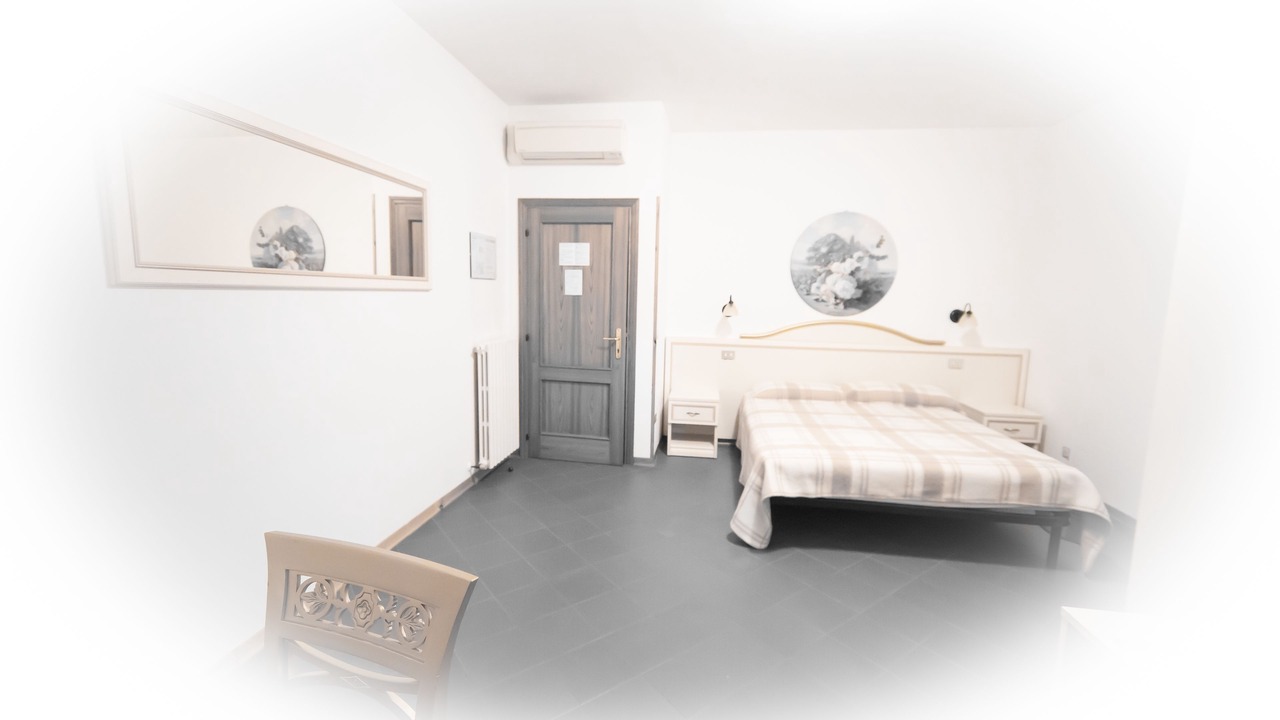 Photo of Bedroom in Corinaldo