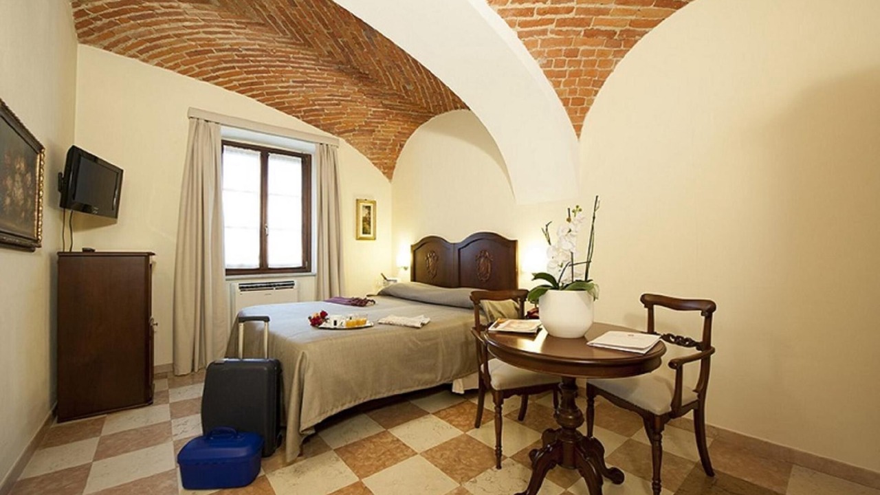 Photo of Bedroom in Pollenzo