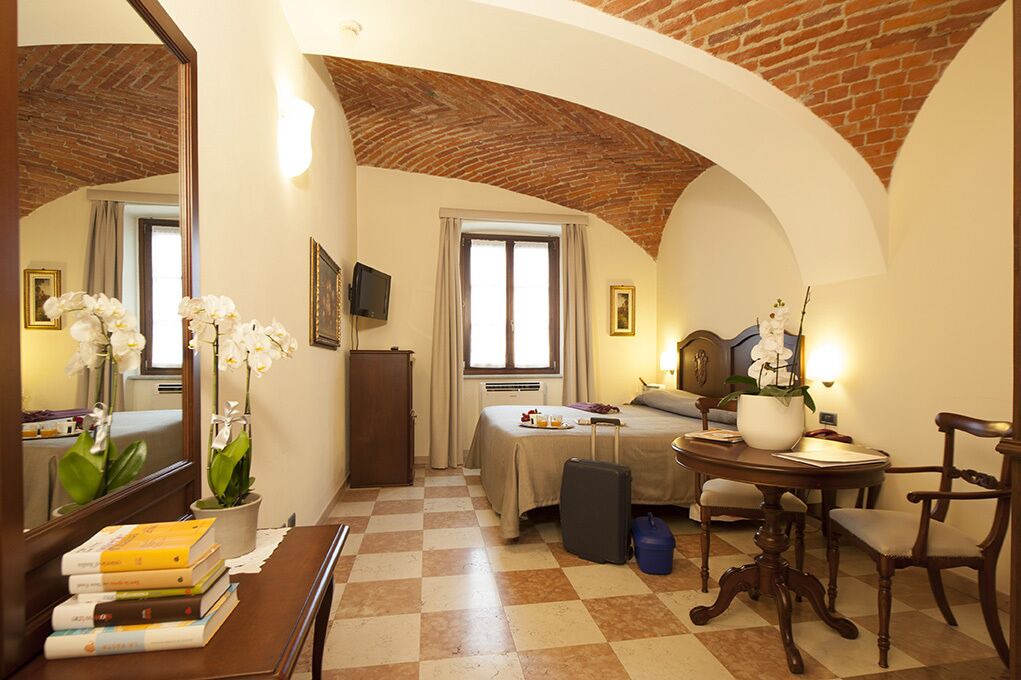 Photo of Bedroom in Pollenzo