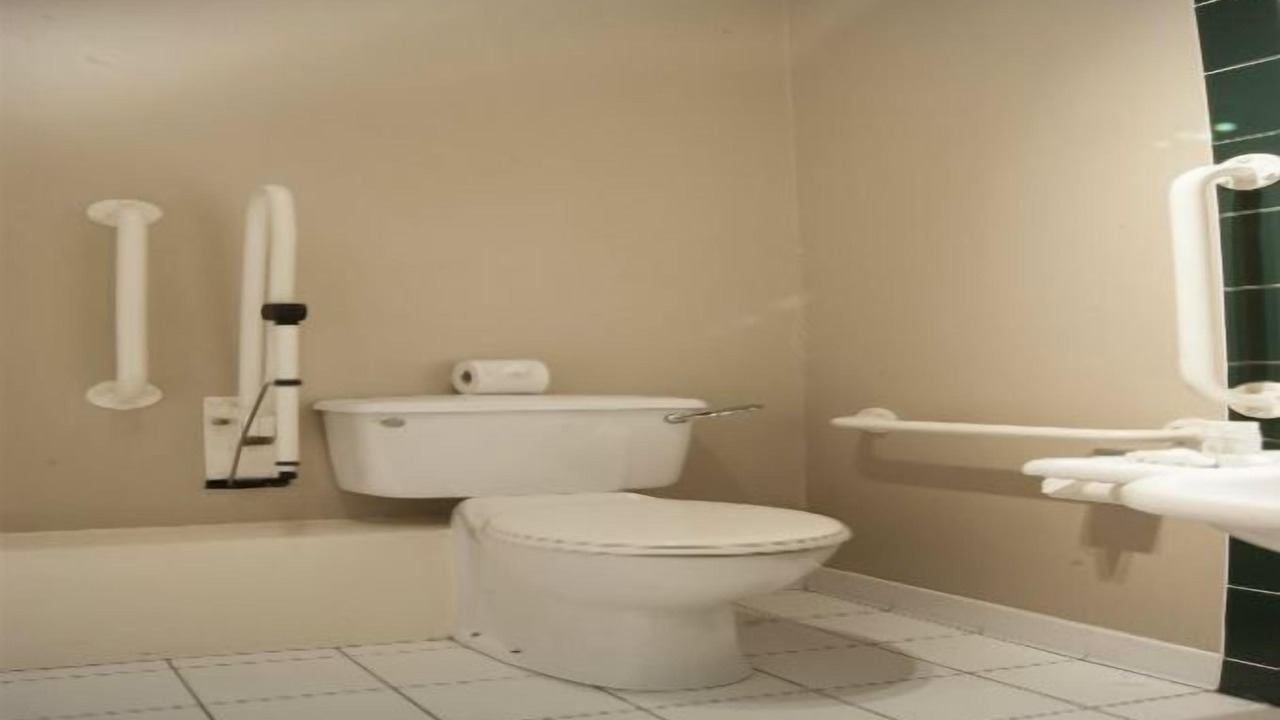 Photo of Bathroom in Londonderry