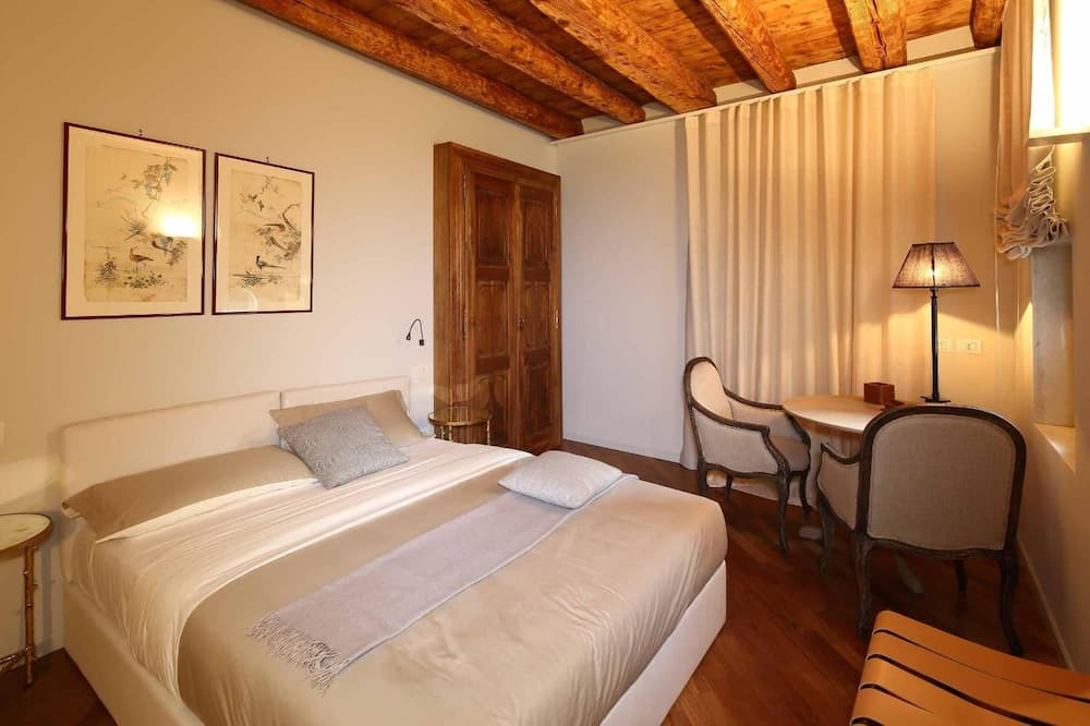 Photo of Bedroom in Malo