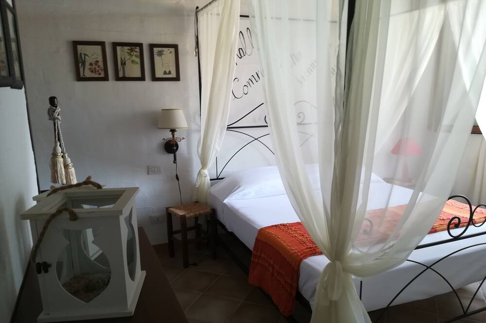 Photo of Bedroom in Nebida