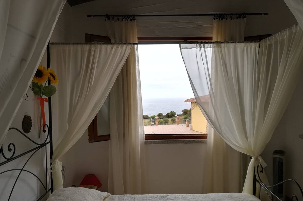 Photo of Bedroom in Nebida