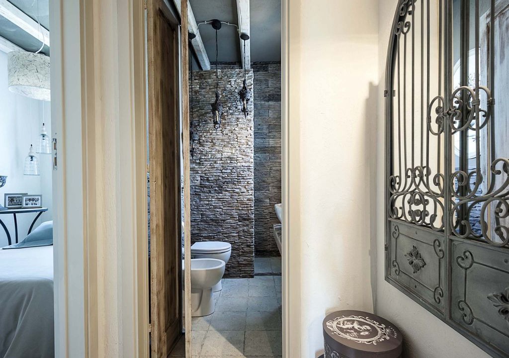 Photo of Bathroom in Marausa