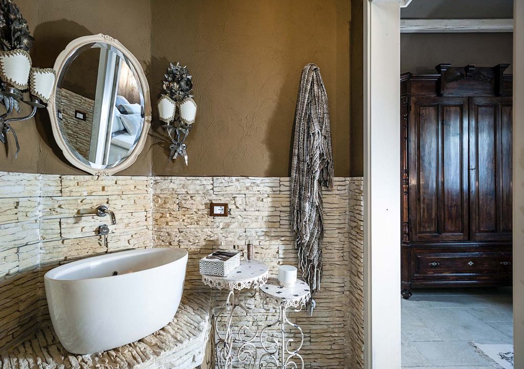 Photo of Bathroom in Marausa