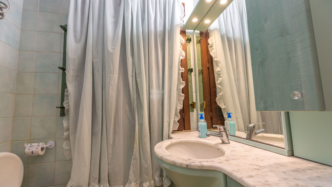 Photo of Bathroom in Arenella