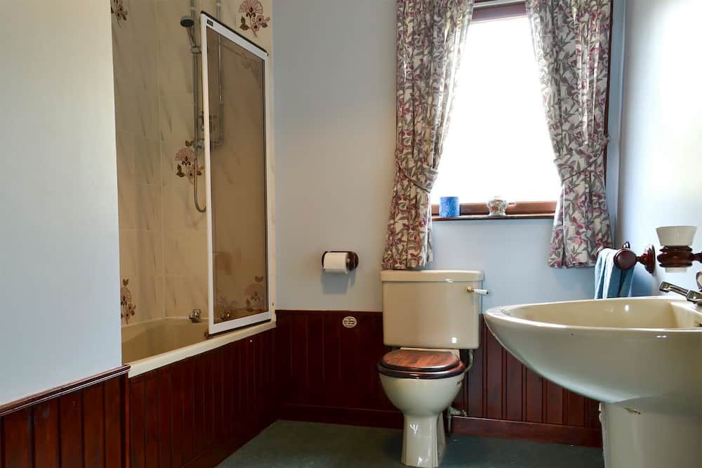 Photo of Bathroom in Uig