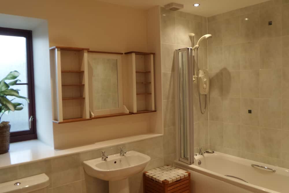 Photo of Bathroom in Islay Island