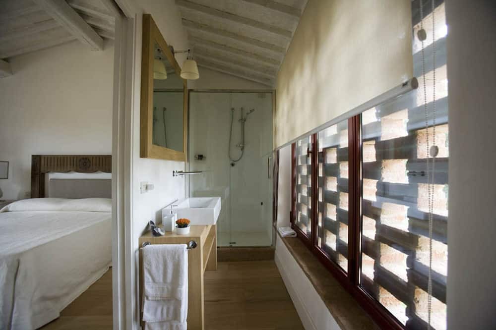 Photo of Bedroom in Petrognano