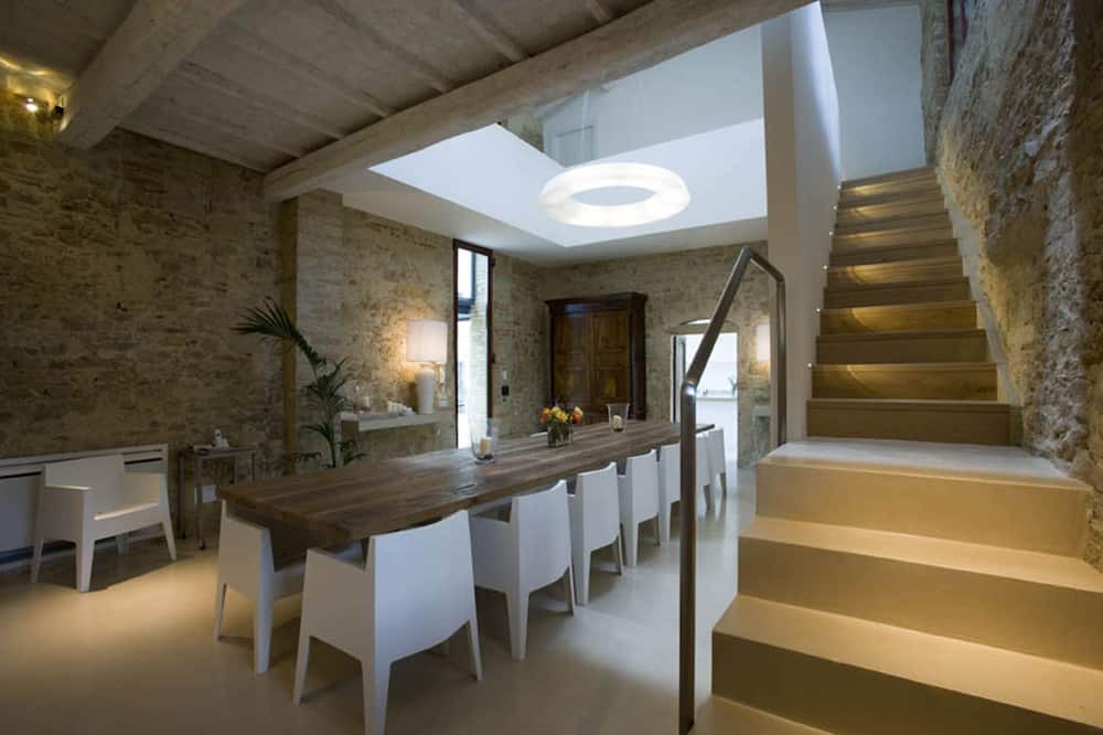 Photo of Livingroom in Petrognano