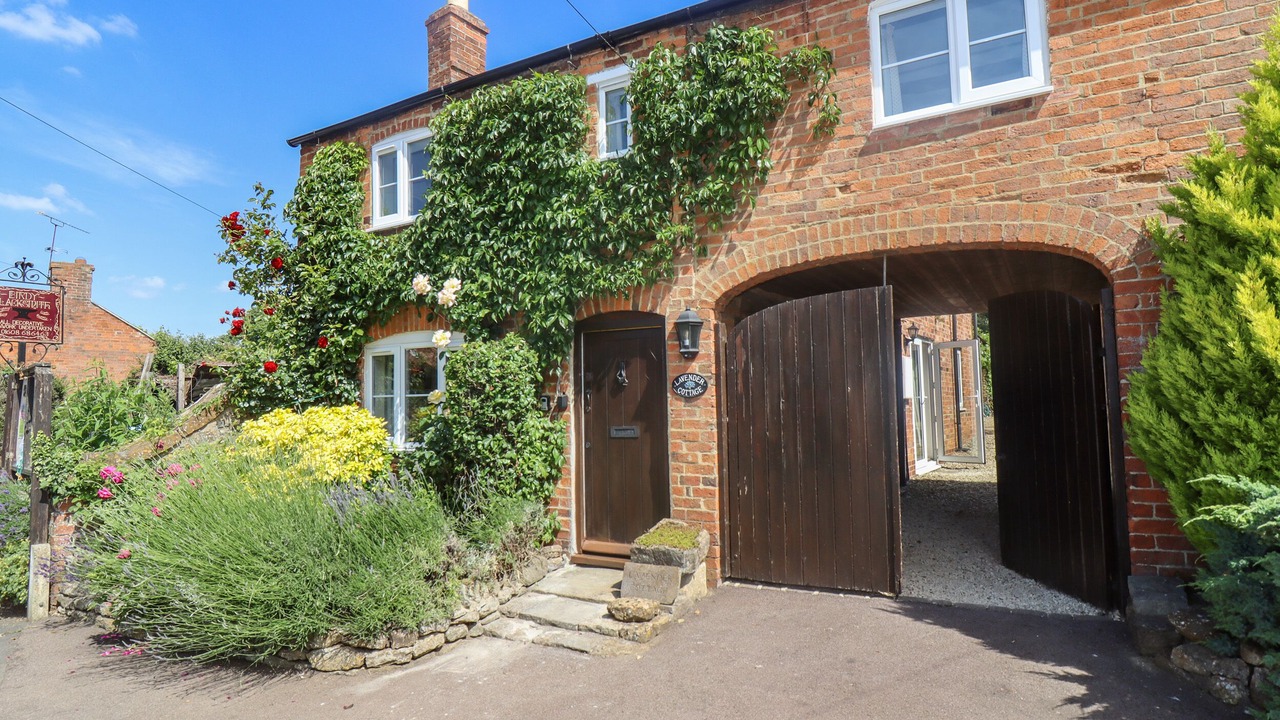Photo of Outdoor in Brailes