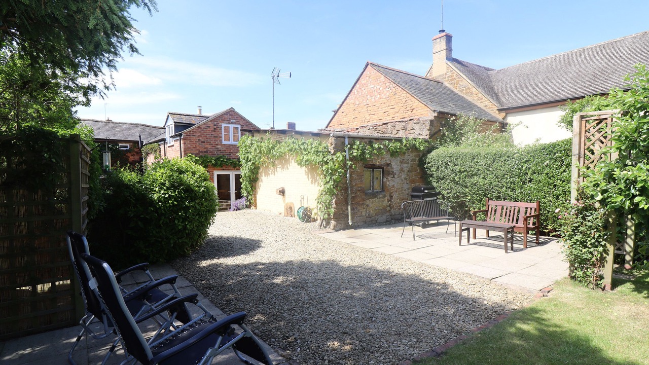 Photo of Patio Balcony in Brailes