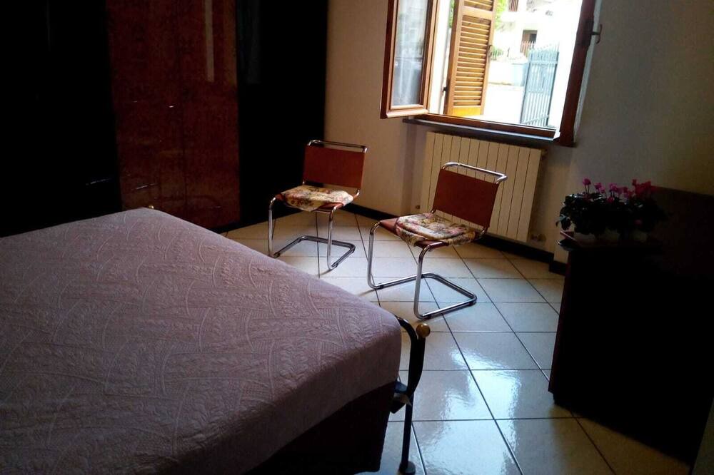 Photo of Bedroom in Bovara