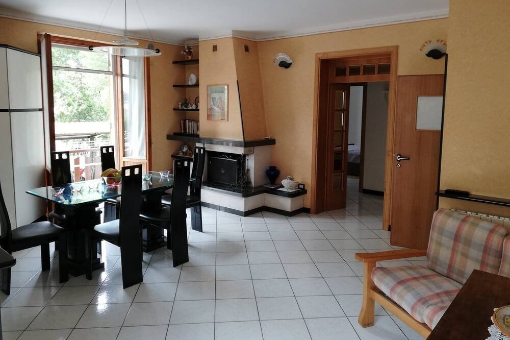 Photo of Livingroom in Bovara