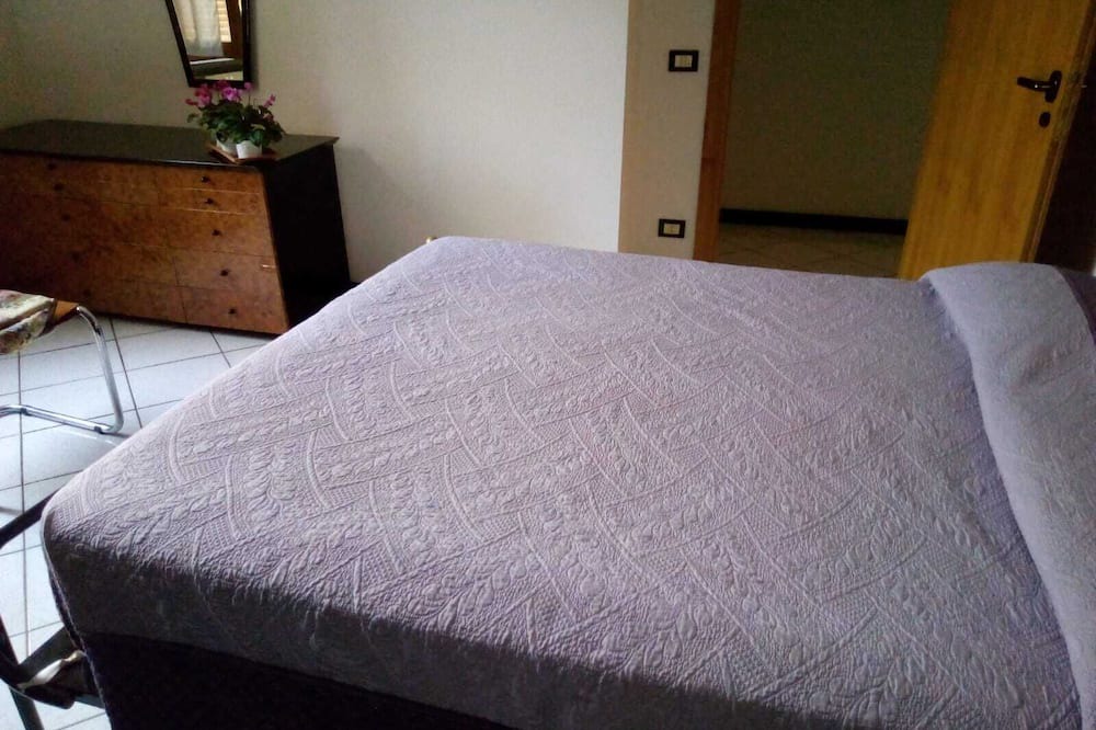 Photo of Bedroom in Bovara
