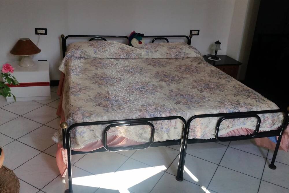 Photo of Bedroom in Bovara