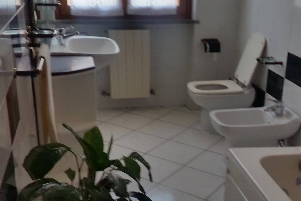 Photo of Bathroom in Bovara