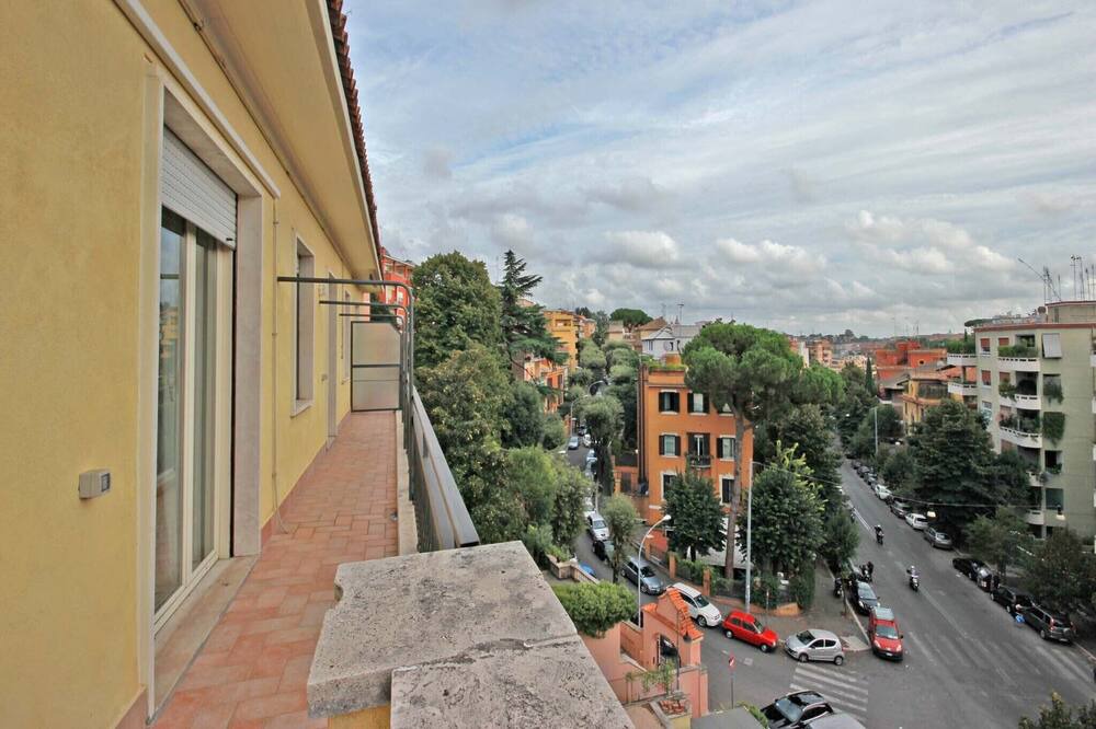 Photo of Outdoor in Trionfale