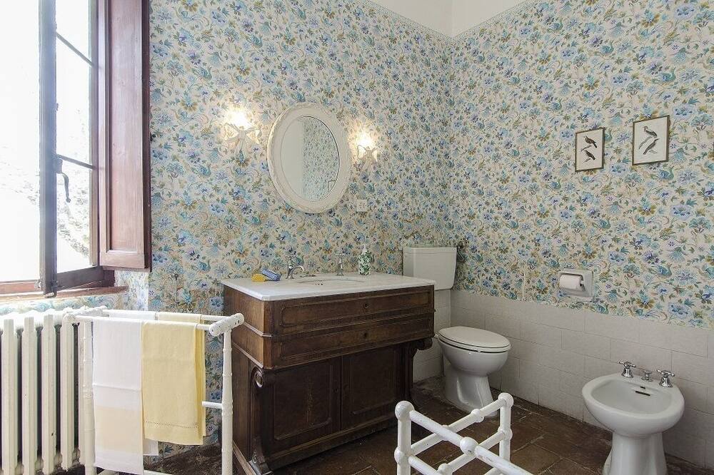 Photo of Bathroom in Jesi