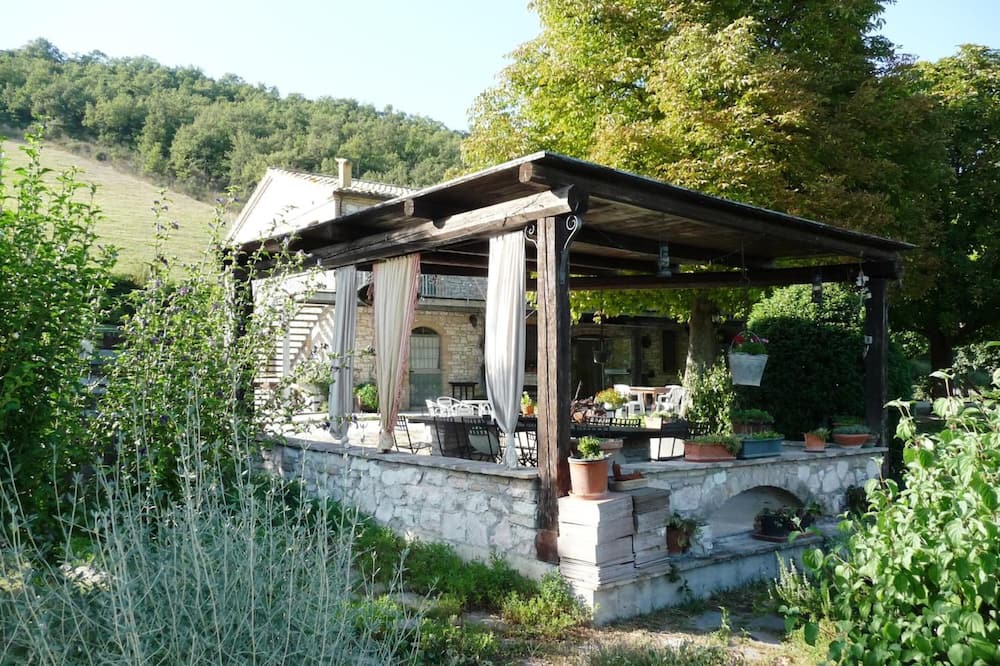 Photo of Outdoor in Pergola
