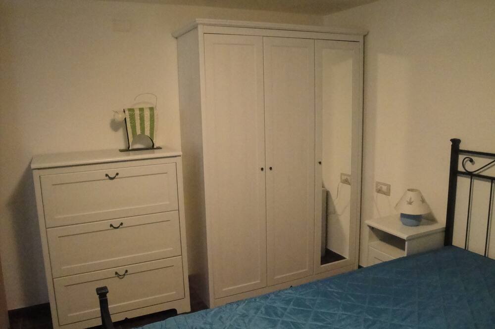 Photo of Bedroom in Torre dei Corsari