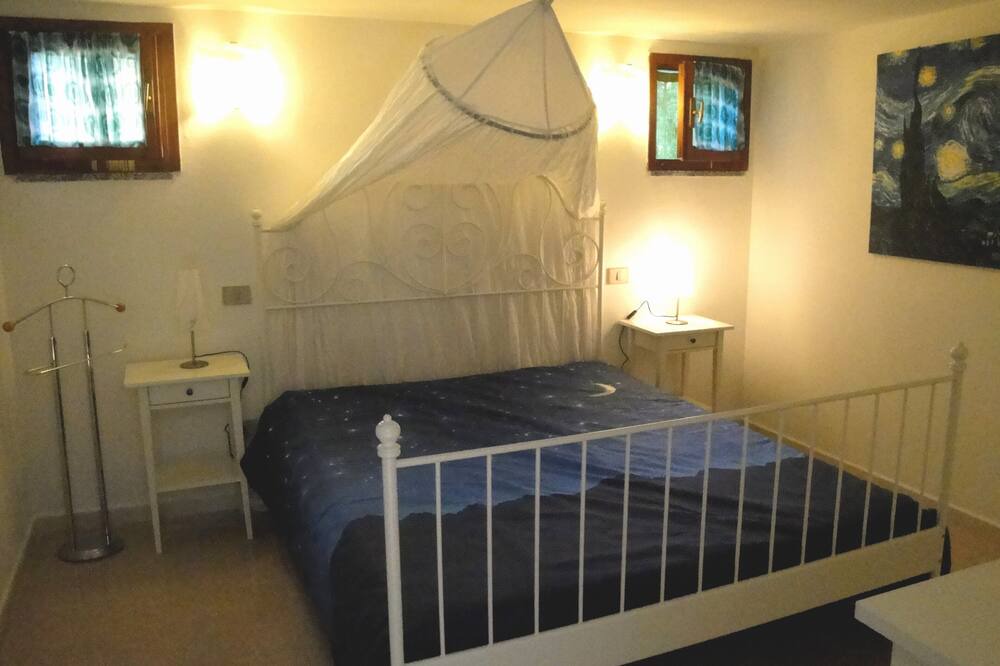 Photo of Bedroom in Torre dei Corsari