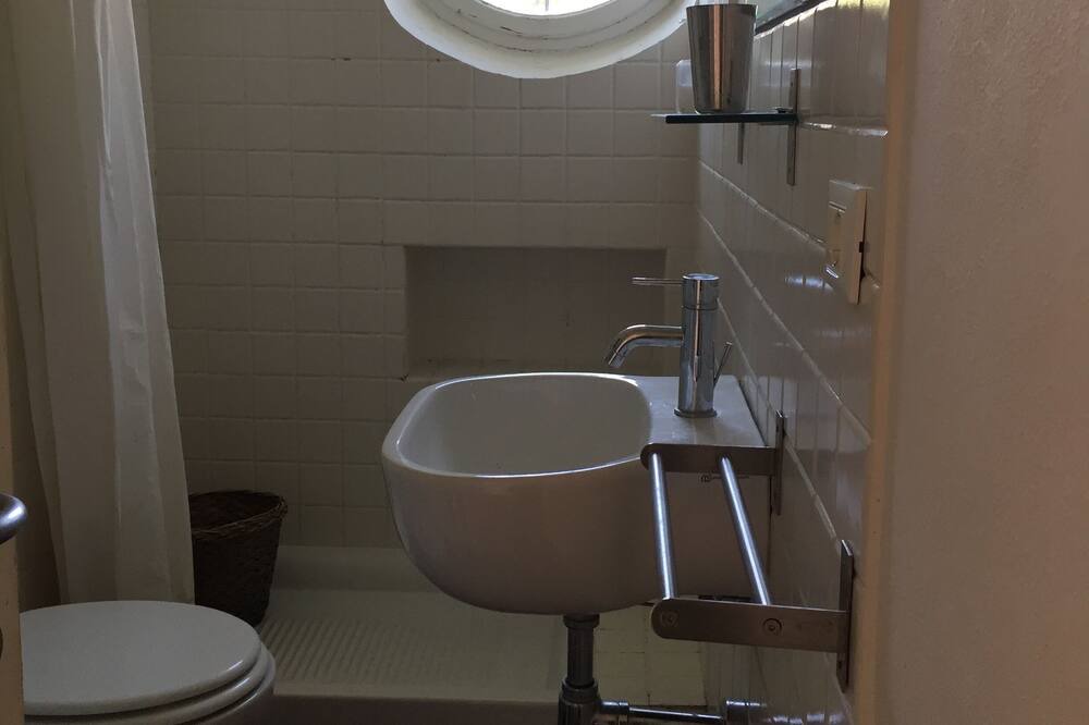 Photo of Bathroom in Tellaro