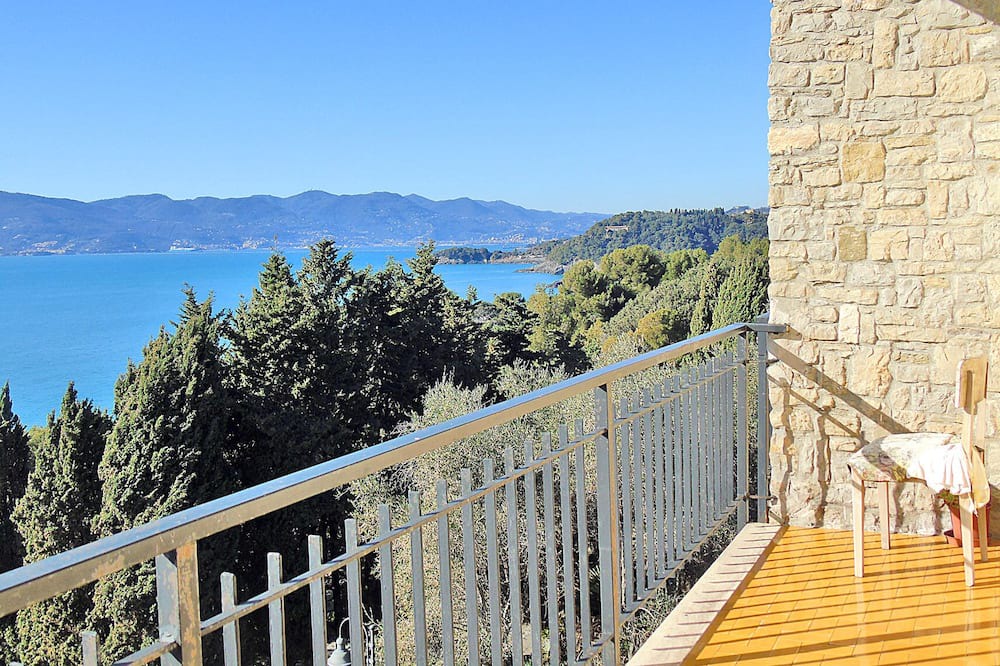 Photo of Patio Balcony in Tellaro