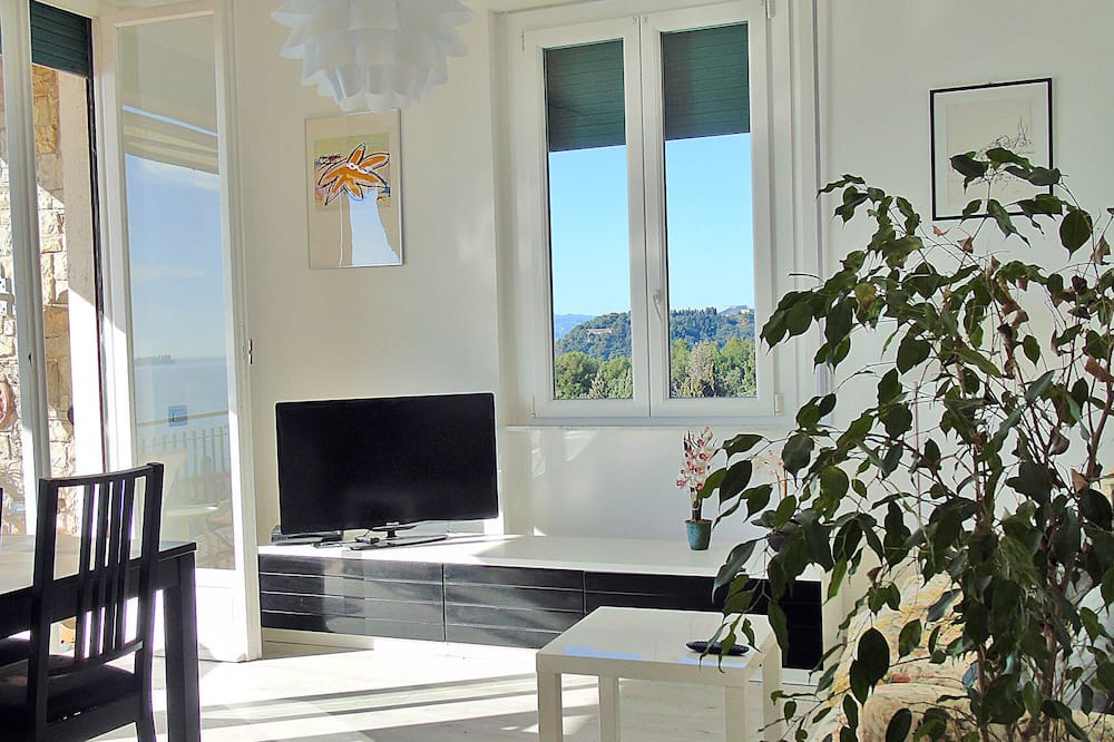 Photo of Livingroom in Tellaro