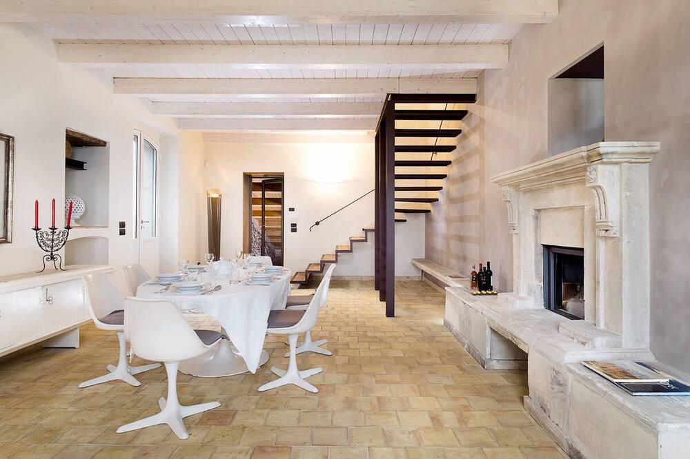 Photo of Livingroom in Zafferana Etnea