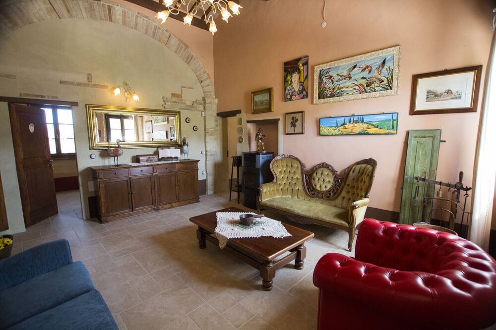 Photo of Livingroom in Mondavio