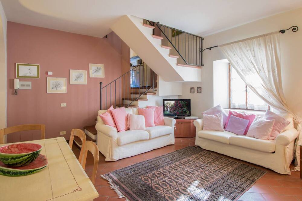 Photo of Livingroom in Massino Visconti