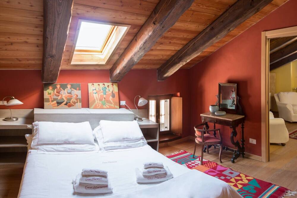 Photo of Bedroom in Massino Visconti