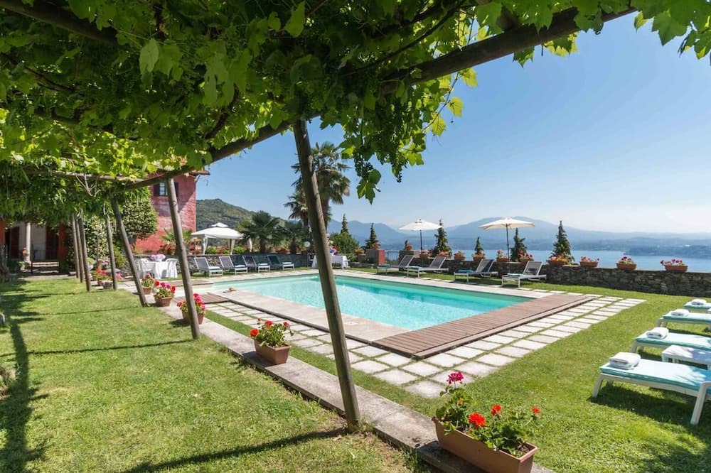 Photo of Outdoor in Massino Visconti