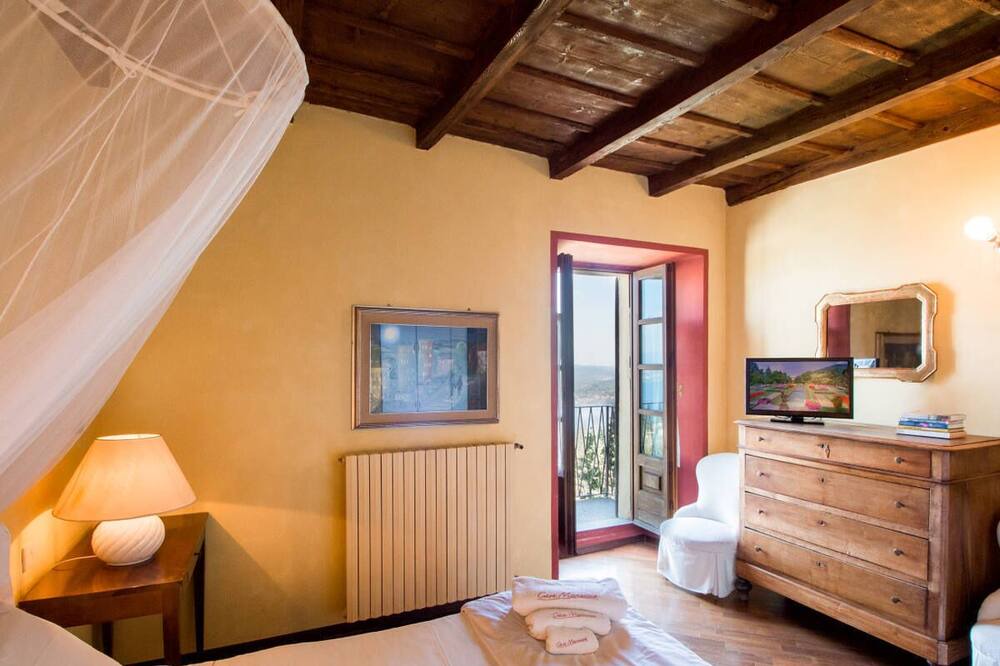 Photo of Bedroom in Massino Visconti