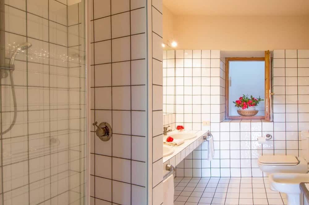 Photo of Bathroom in Massino Visconti