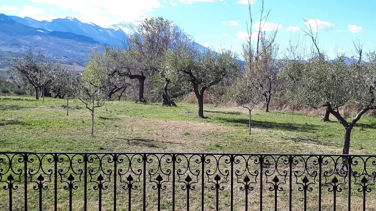Photo of Patio Balcony in Loreto Aprutino